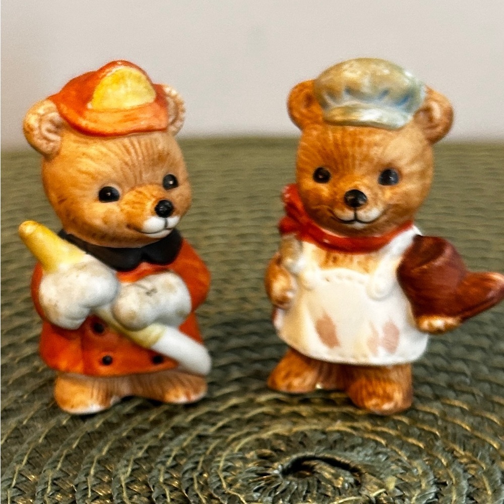 HOMCO Porcelain Bear Figurine #8820 The Cobbler & Fireman Miniature 2" H Vintage